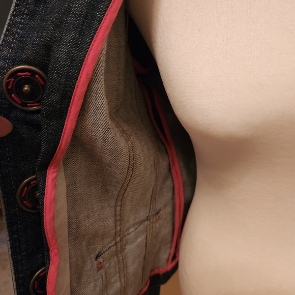 Elie Tahari Denim Jacket with Metal Buttons - Picture 11 of 11